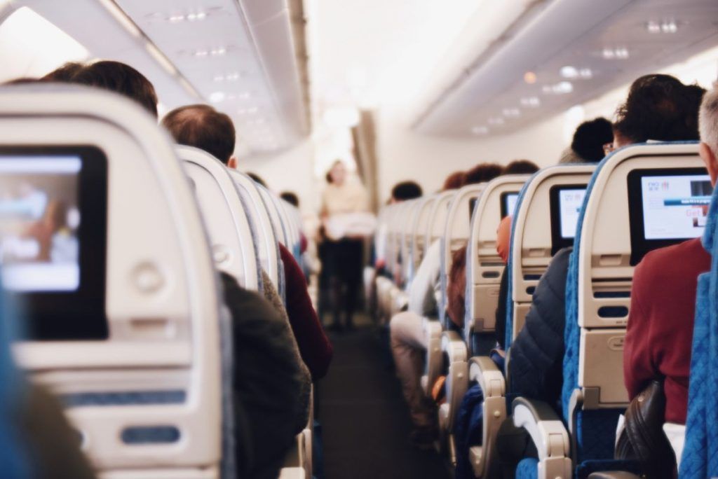 Greece drops face mask rule for indoor areas, airplanes starting June 1