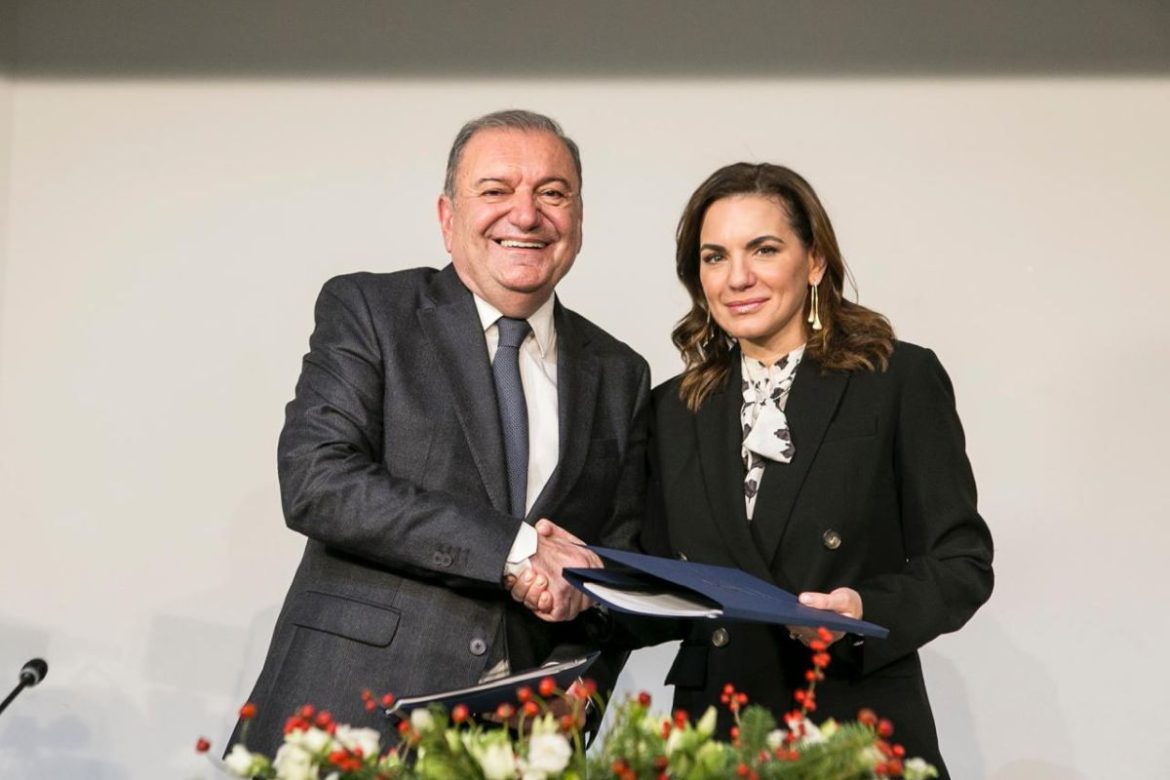 Pilea-Hortiatis Mayor Ignatios Kaitezidis and Greek Tourism Minister Olga Kefalogianni.